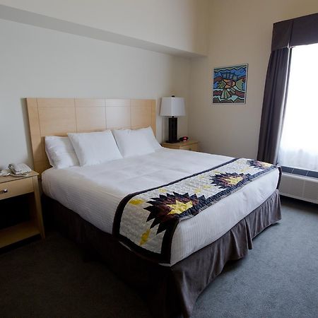 Manitoulin Hotel And Conference Centre Little Current エクステリア 写真