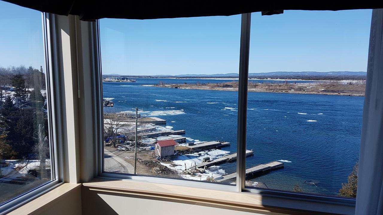 Manitoulin Hotel And Conference Centre Little Current エクステリア 写真
